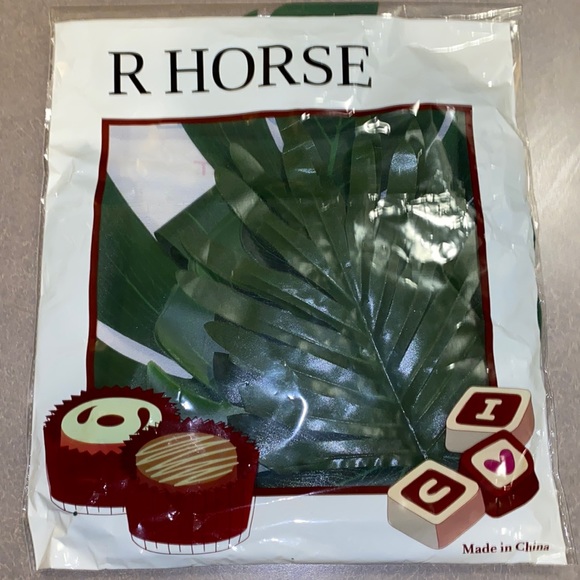 Tropical leaf party decor - Picture 4 of 4